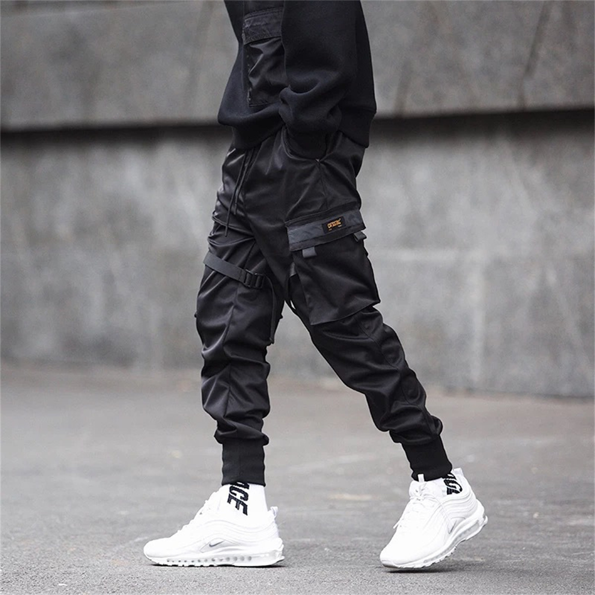 Black Hip Hop Cargo Pants Summ - Streetwear Brands 评论和价格